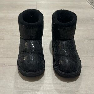 Little Girls Black Sequin Uggs Size 12